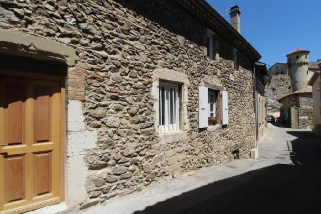 Petit Appartement Confortable Châteaubourg Esterno foto